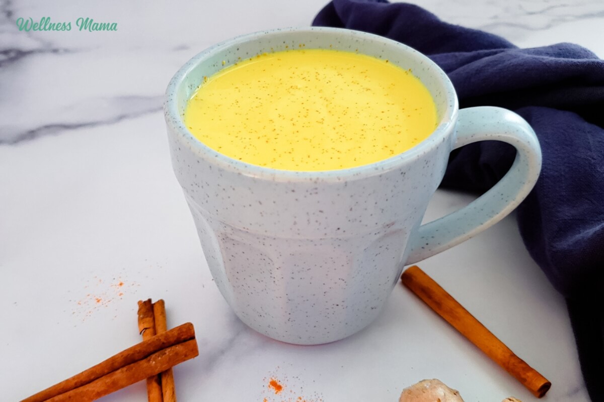 How to Make Golden Milk (in Only 5 Minutes!)