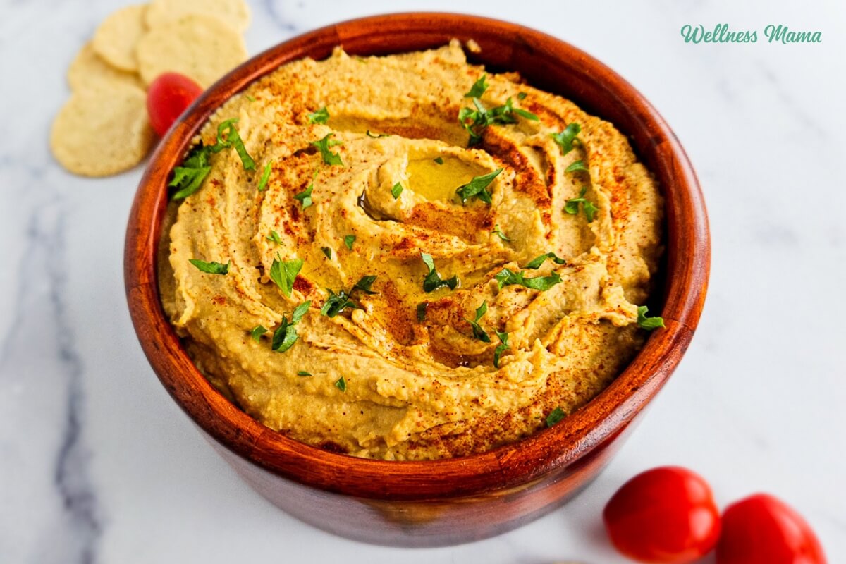 Sundried Tomato and Roasted Garlic Hummus